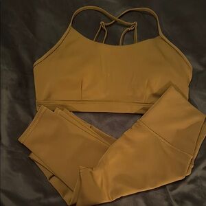 Alo Yoga Airlift Set - Golden Olive Set